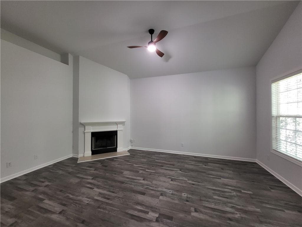 2 bedroom, 2 bathroom, 1,087 sq ft single family residence for rent at 6885 White Walnut Way, Braselton, GA 30517 for $2,050 a month — photo 3