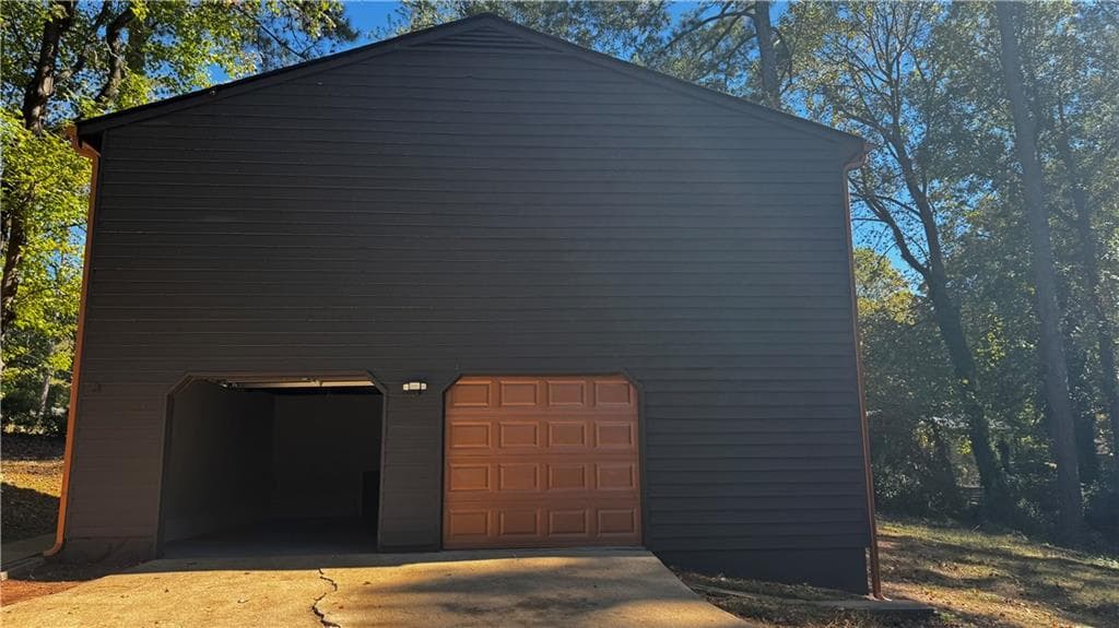 3 bedroom, 2 bathroom, 1,425 sq ft single family residence for rent at 1154 Stone Mill Run, Lawrenceville, GA 30046 for $2,300 a month — photo 2