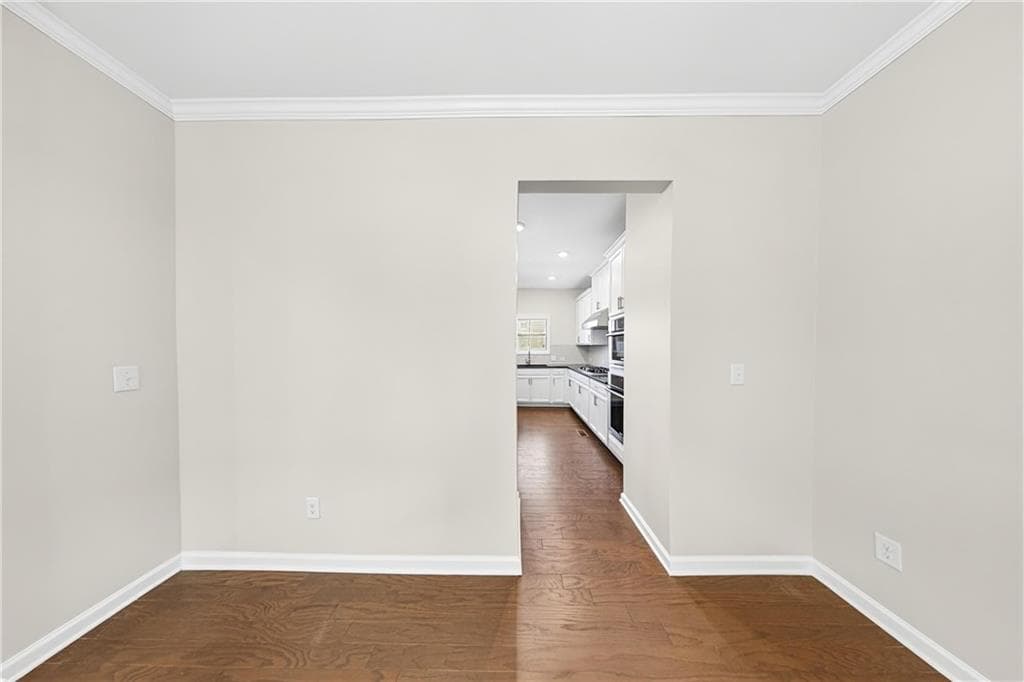 4 bedroom, 4 bathroom, 2,271 sq ft townhouse for sale at 371 Northaven Avenue, Suwanee, GA 30024 — photo 4