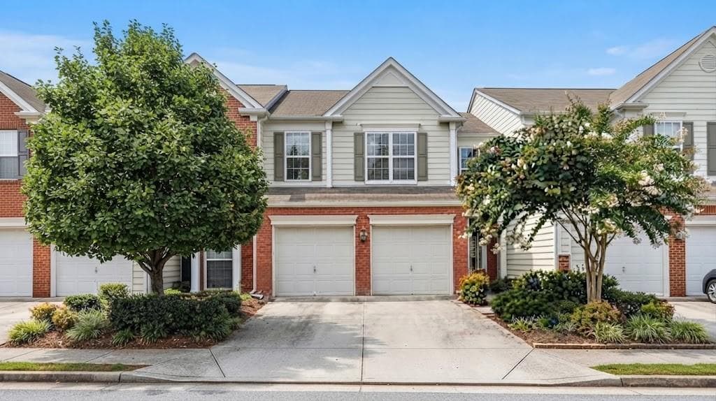 3 bedroom, 3 bathroom, 1,616 sq ft townhouse for rent at 13314 Marrywood Drive, Milton, GA 30004 for $2,250 a month — photo 1 of 17