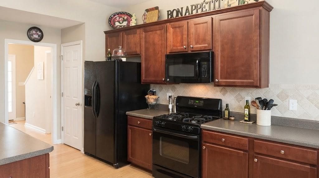 3 bedroom, 3 bathroom, 1,616 sq ft townhouse for rent at 13314 Marrywood Drive, Milton, GA 30004 for $2,250 a month — photo 7