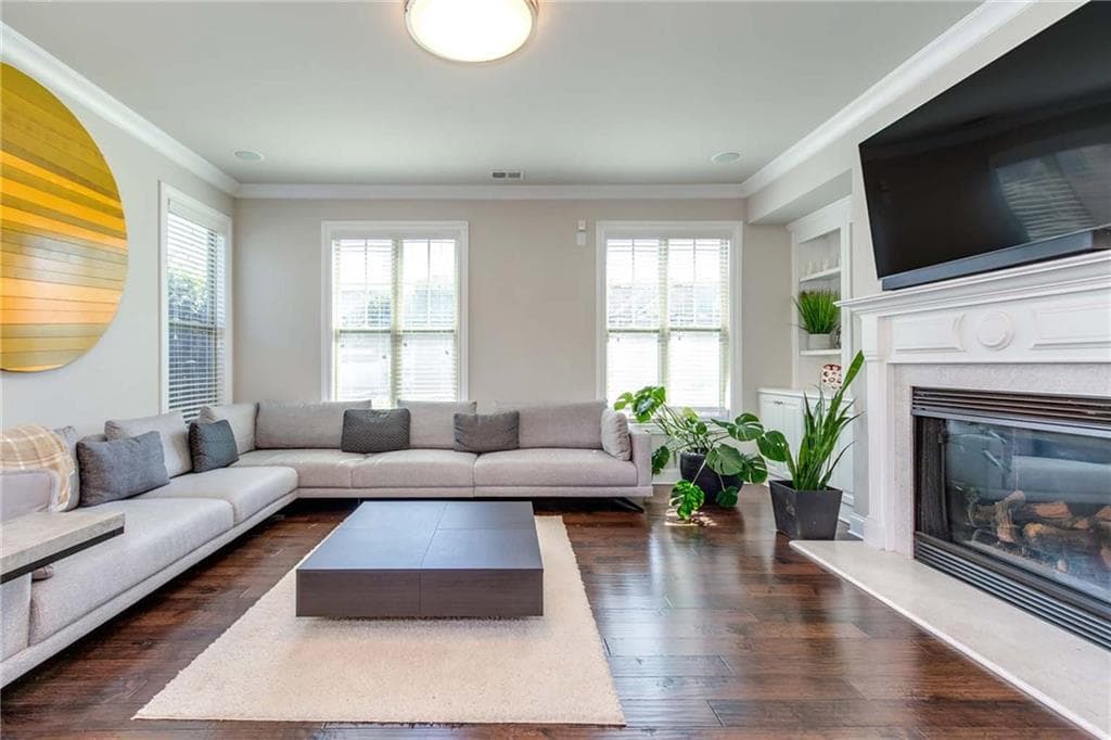 4 bedroom, 4 bathroom, 2,732 sq ft single family residence for rent at 7875 Crownpoint Drive, Alpharetta, GA 30005 for $3,850 a month — photo 7