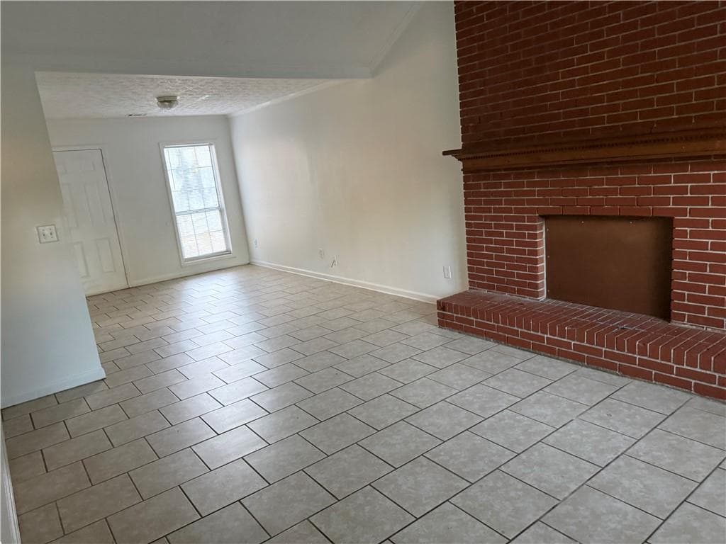 3 bedroom, 2 bathroom, 1,440 sq ft duplex for rent at 2613 Country Trace B, Conyers, GA 30013 for $1,480 a month — photo 2