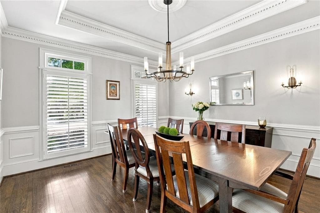 5 bedroom, 7 bathroom, 4,300 sq ft single family residence for sale at 140 Grogans Landing, Sandy Springs, GA 30350 — photo 10