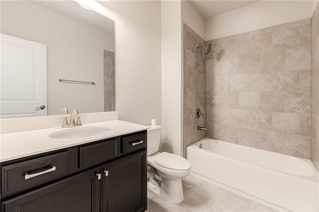 4 bedroom, 4 bathroom, 2,502 sq ft townhouse for rent at 5499 Terrace Bend Place, Peachtree Corners, GA 30092 for $3,200 a month — photo 10
