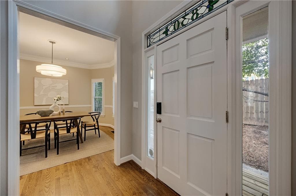 3 bedroom, 3 bathroom, 1,922 sq ft single family residence for sale at 830 Monroe Circle, Atlanta, GA 30308 — photo 5