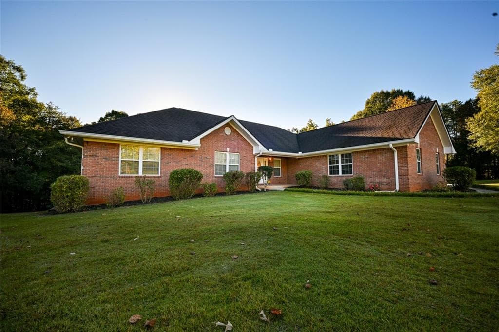 4 bedroom, 4 bathroom, 4,466 sq ft single family residence for sale at 4330 Damascus Road, Baldwin, GA 30511 — photo 1 of 52