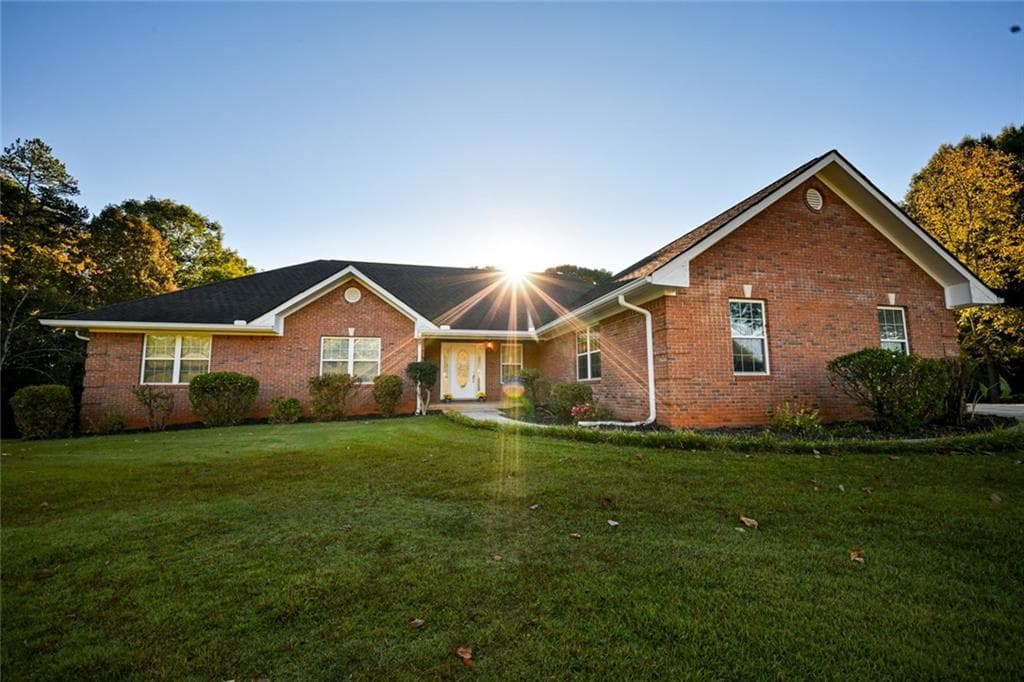 4 bedroom, 4 bathroom, 4,466 sq ft single family residence for sale at 4330 Damascus Road, Baldwin, GA 30511 — photo 2