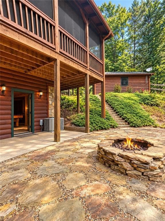 3 bedroom, 3 bathroom, 3,528 sq ft single family residence for sale at 171 Oak View Road, Blue Ridge, GA 30513 — photo 3