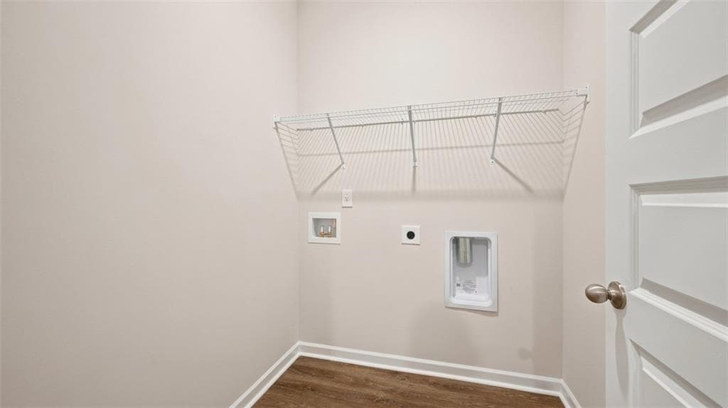 3 bedroom, 2 bathroom, 1,714 sq ft single family residence for sale at 8571 Secretariat Drive, Lithonia, GA 30058 — photo 9