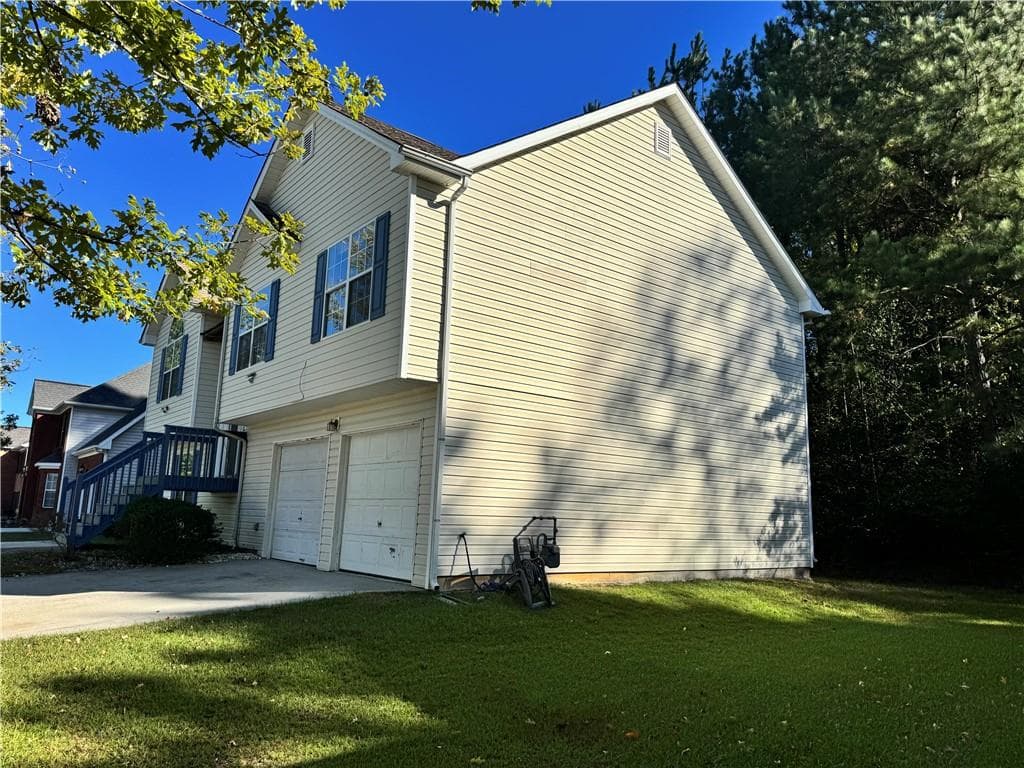 4 bedroom, 3 bathroom, 2,150 sq ft single family residence for rent at 2493 Reeves Creek Road, Jonesboro, GA 30236 for $2,000 a month — photo 3