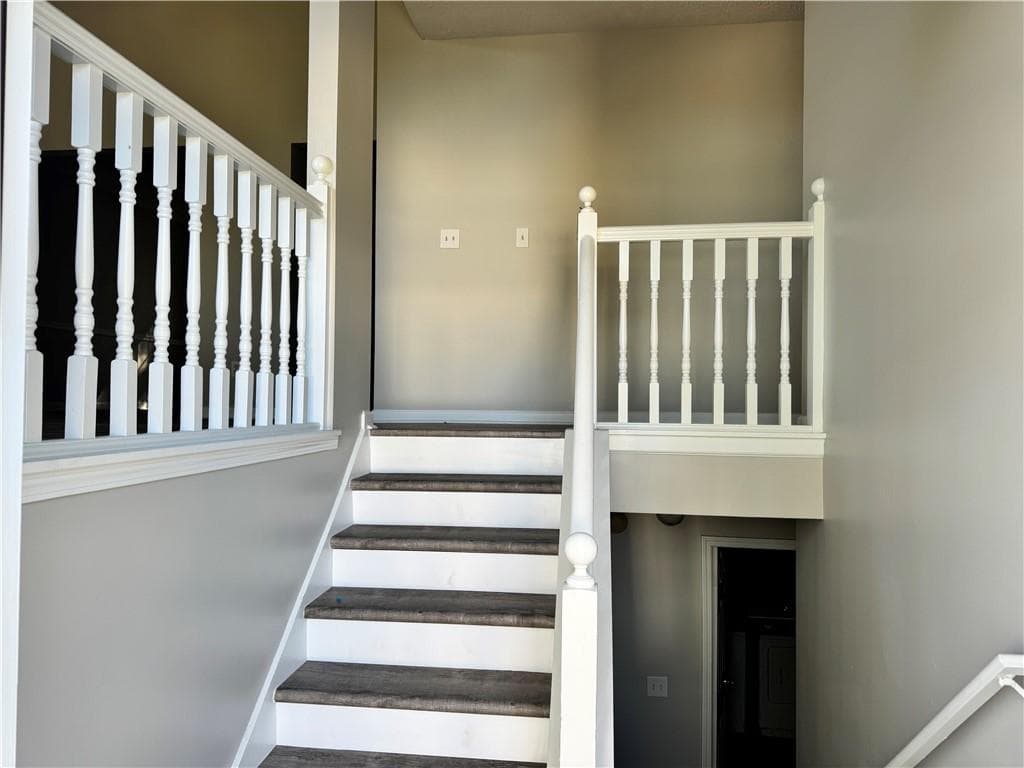 4 bedroom, 3 bathroom, 2,150 sq ft single family residence for rent at 2493 Reeves Creek Road, Jonesboro, GA 30236 for $2,000 a month — photo 5
