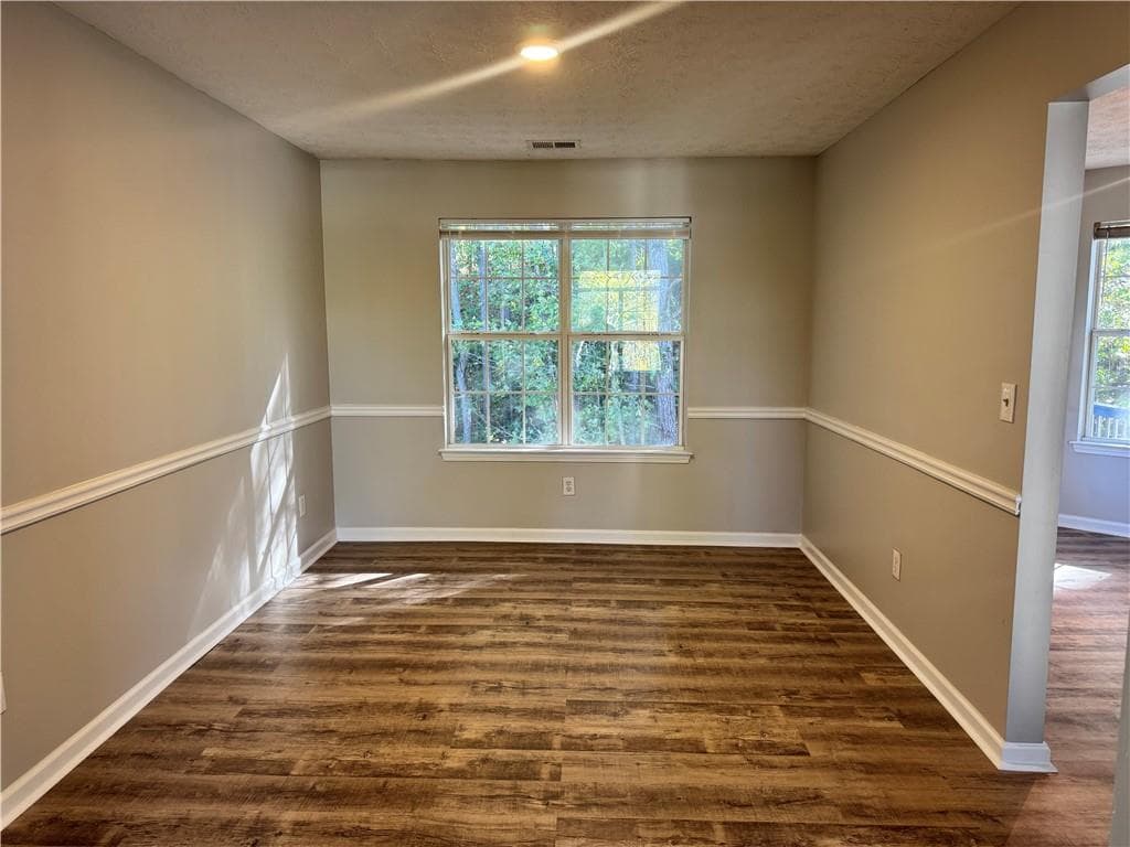 4 bedroom, 3 bathroom, 2,150 sq ft single family residence for rent at 2493 Reeves Creek Road, Jonesboro, GA 30236 for $2,000 a month — photo 8