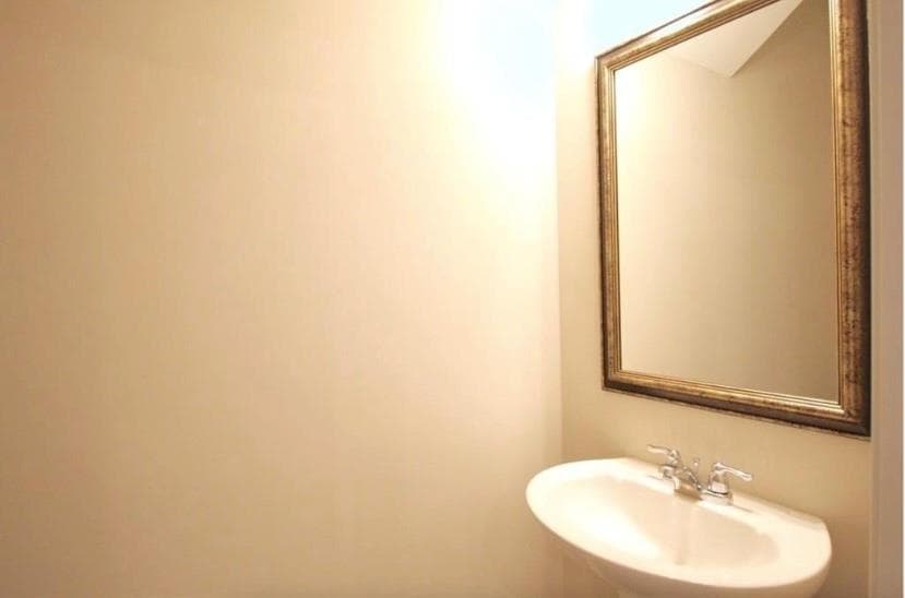 3 bedroom, 3 bathroom, 1,882 sq ft townhouse for rent at 6148 Lanier Harbor Landing, Buford, GA 30518 for $2,600 a month — photo 9
