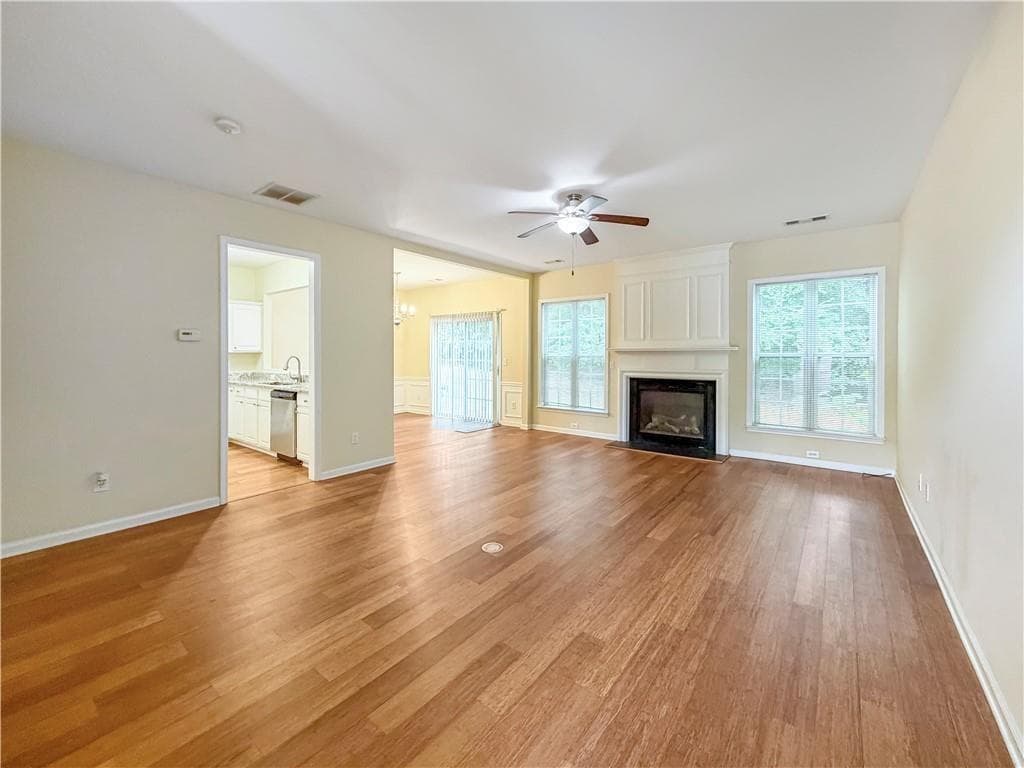 3 bedroom, 3 bathroom, 1,836 sq ft townhouse for rent at 2380 Fairlie Drive, Duluth, GA 30096 for $2,300 a month — photo 4