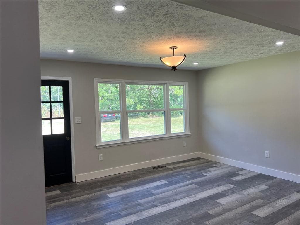 3 bedroom, 2 bathroom, 2,205 sq ft single family residence for sale at 415 Crabapple Road Road, Fayetteville, GA 30215 — photo 9