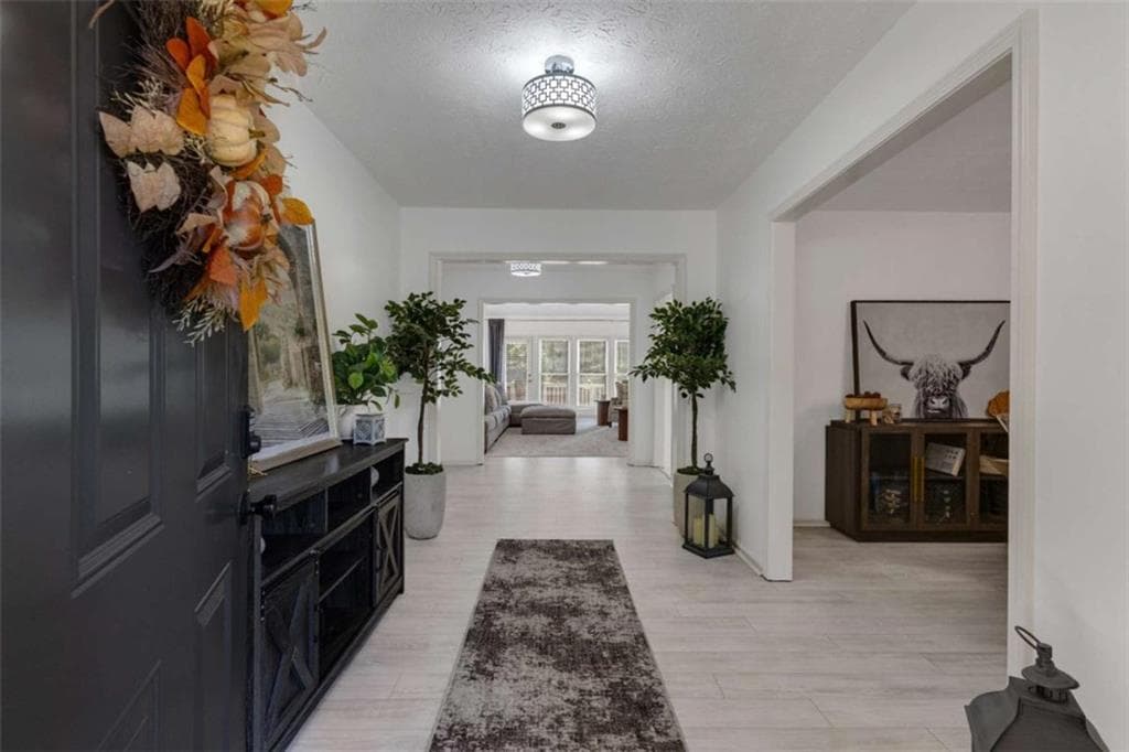 3 bedroom, 3 bathroom, 2,304 sq ft single family residence for sale at 7727 Hartford Court, Jonesboro, GA 30236 — photo 9