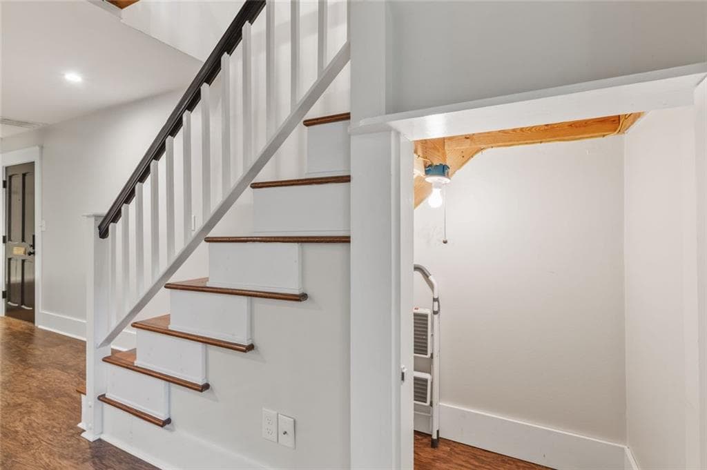 1 bedroom, 2 bathroom, 753 sq ft single family residence for rent at 91 Verlaine Place, Atlanta, GA 30327 for $1,950 a month — photo 8