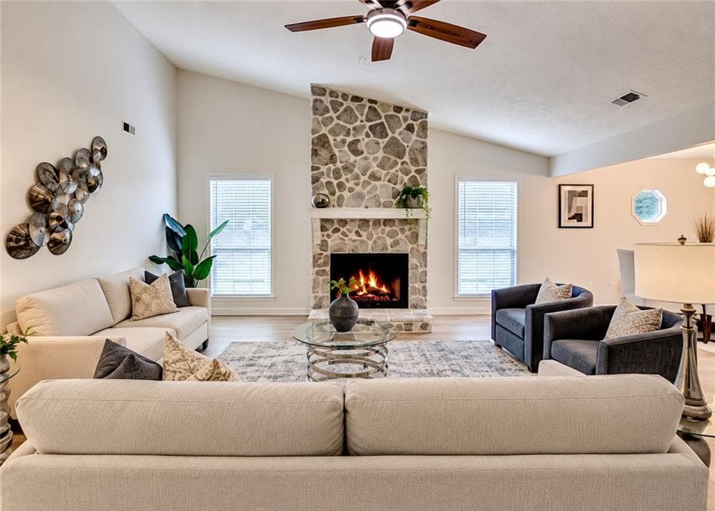 4 bedroom, 2 bathroom, 2,116 sq ft single family residence for sale at 282 Park Ridge Court, Riverdale, GA 30274 — photo 6