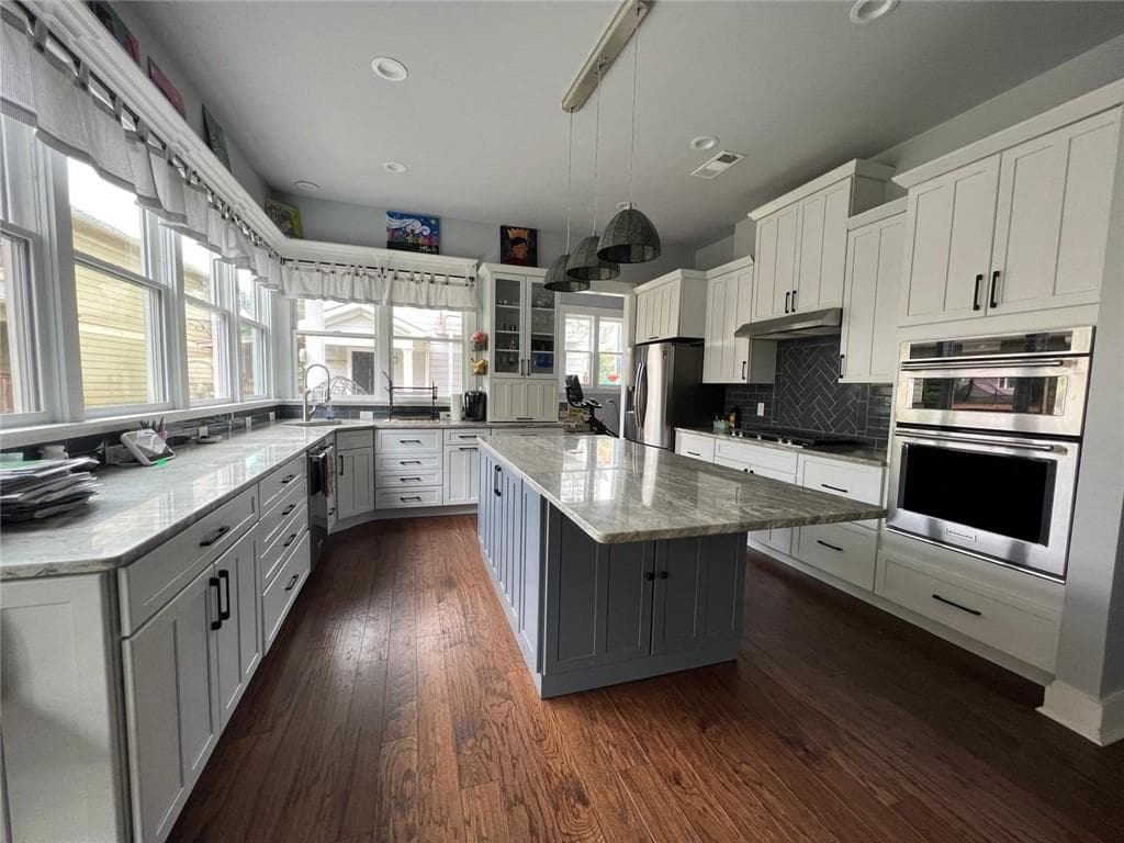 2 bedroom, 3 bathroom, 1,860 sq ft single family residence for rent at 9938 Ashton Old Road, Douglasville, GA 30135 for $2,800 a month — photo 5