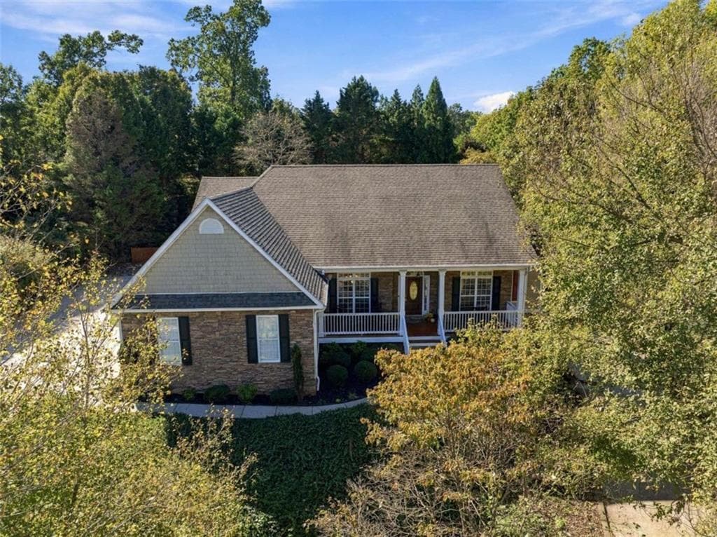4 bedroom, 3 bathroom, 4,136 sq ft single family residence for sale at 12 Screaming Eagle Court, Adairsville, GA 30103 — photo 1 of 63