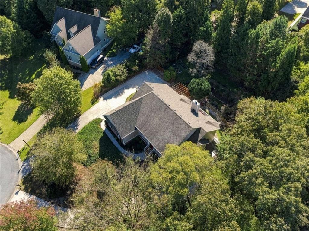 4 bedroom, 3 bathroom, 4,136 sq ft single family residence for sale at 12 Screaming Eagle Court, Adairsville, GA 30103 — photo 8