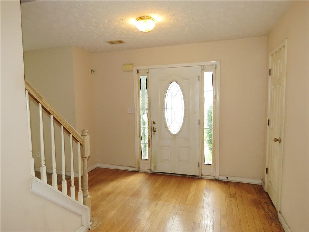 4 bedroom, 3 bathroom, 2,656 sq ft single family residence for sale at 4057 Stonington Trace, Ellenwood, GA 30294 — photo 6