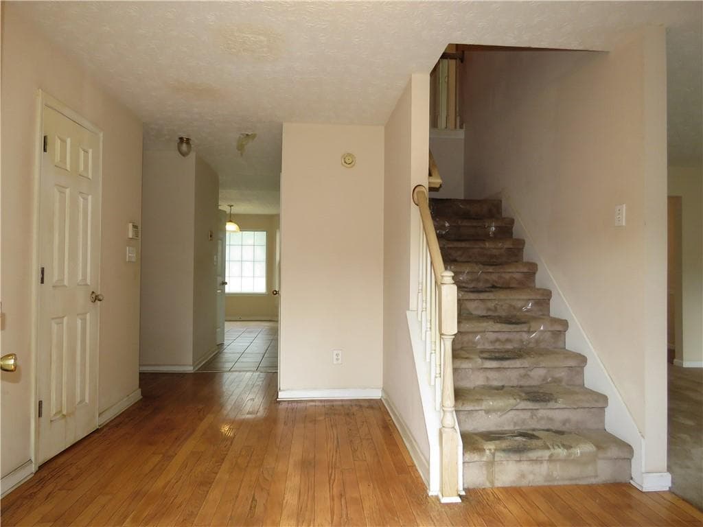 4 bedroom, 3 bathroom, 2,656 sq ft single family residence for sale at 4057 Stonington Trace, Ellenwood, GA 30294 — photo 7