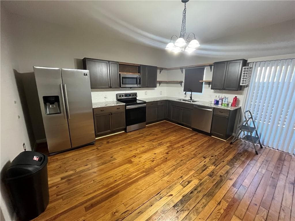 3 bedroom, 3 bathroom, 1,300 sq ft single family residence for sale at 3 Beech Street, Porterdale, GA 30014 — photo 7