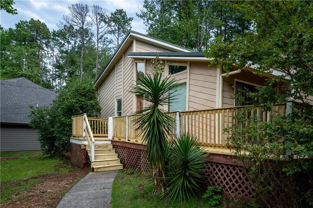 2 bedroom, 2 bathroom, 1,125 sq ft single family residence for sale at 5479 Southern Drive, Villa Rica, GA 30180 — photo 3