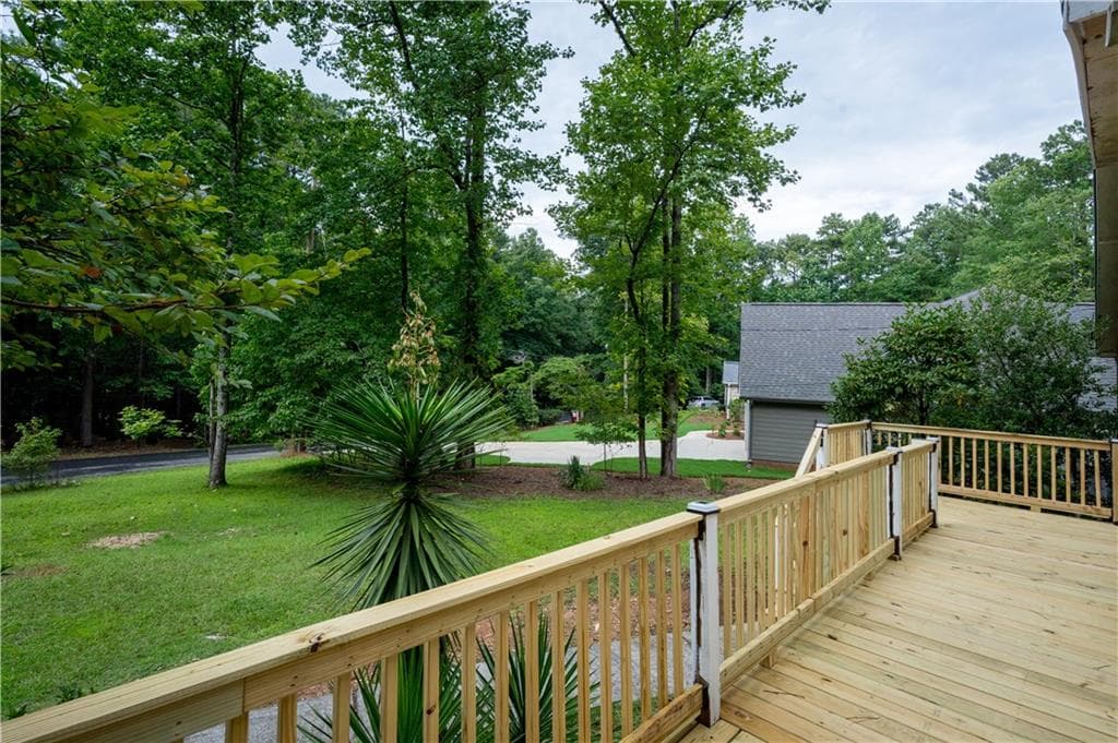 2 bedroom, 2 bathroom, 1,125 sq ft single family residence for sale at 5479 Southern Drive, Villa Rica, GA 30180 — photo 9