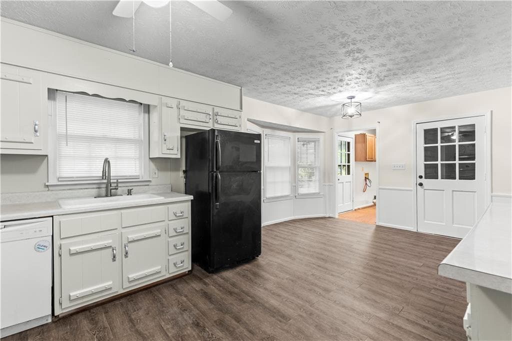 3 bedroom, 2 bathroom, 1,637 sq ft single family residence for rent at 3910 Doe Run Drive, Powder Springs, GA 30127 for $1,750 a month — photo 7