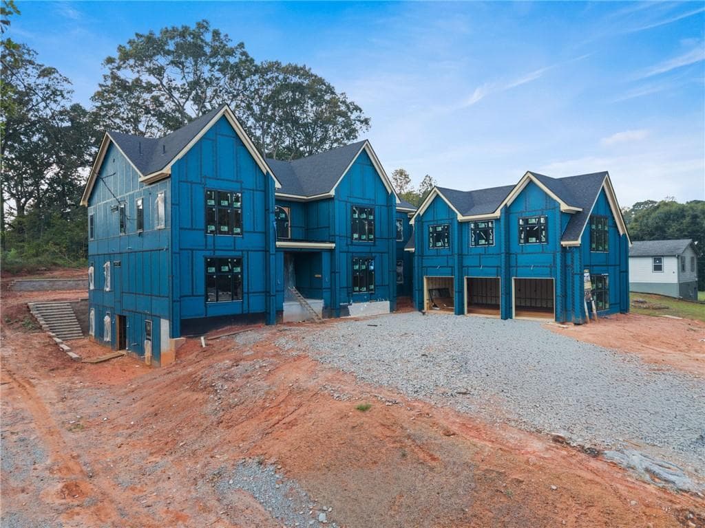 7 bedroom, 8 bathroom, 12,226 sq ft single family residence for sale at 575 Forest Street, Buford, GA 30518 — photo 3