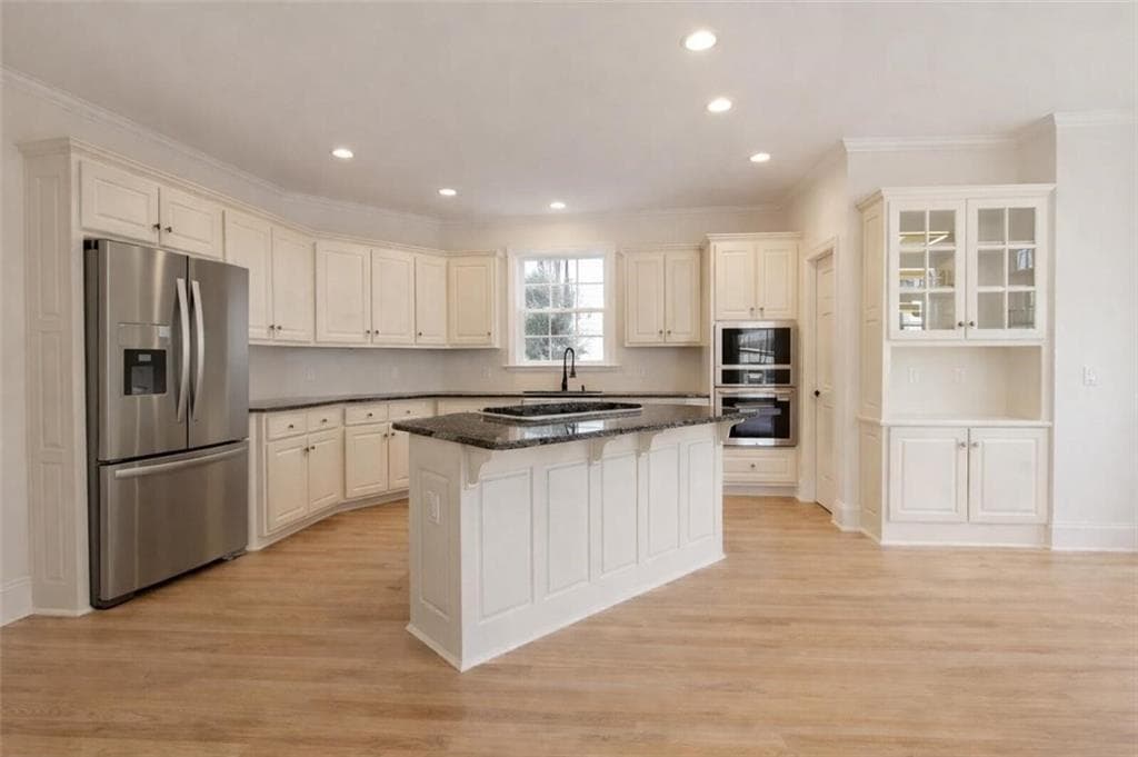 5 bedroom, 4 bathroom, 4,644 sq ft single family residence for sale at 1430 Hillcrest Heights, Alpharetta, GA 30005 — photo 7