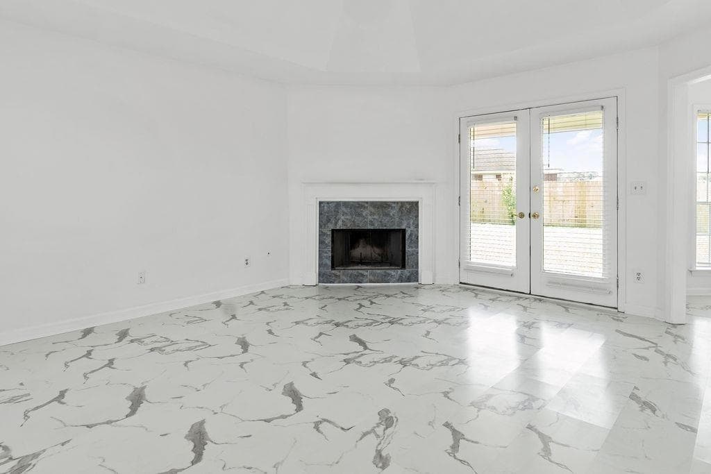 3 bedroom, 2 bathroom, 1,323 sq ft single family residence for sale at 6001 Paigefield Court, Montgomery, AL 36116 — photo 6