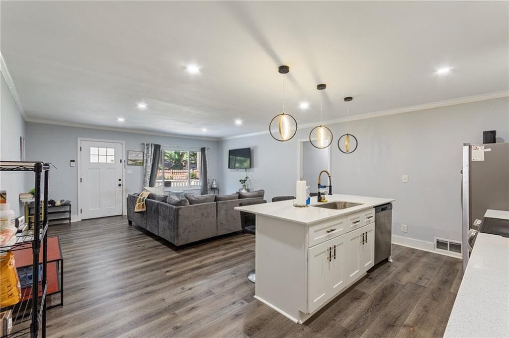 4 bedroom, 2 bathroom, 1,389 sq ft single family residence for rent at 3773 Larkspur Terrace, Decatur, GA 30032 for $2,250 a month — photo 10