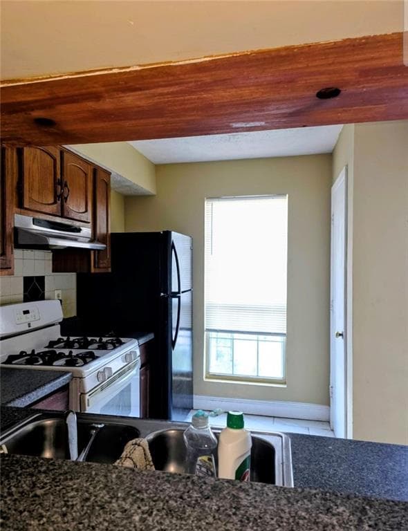 2 bedroom, 3 bathroom, 1,156 sq ft townhouse for rent at 4672 Longman Way, Stone Mountain, GA 30083 for $1,300 a month — photo 9