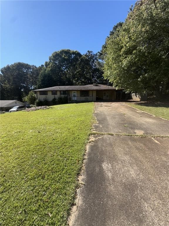 3 bedroom, 2 bathroom, 1,370 sq ft single family residence for sale at 4161 Partridge Drive, Douglasville, GA 30135
