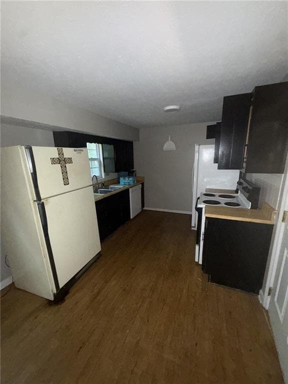 3 bedroom, 2 bathroom, 1,370 sq ft single family residence for sale at 4161 Partridge Drive, Douglasville, GA 30135 — photo 5