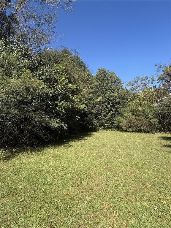 2 bedroom, 1 bathroom, 1,216 sq ft single family residence for sale at 2207 Rockmart Road, Villa Rica, GA 30180 — photo 3