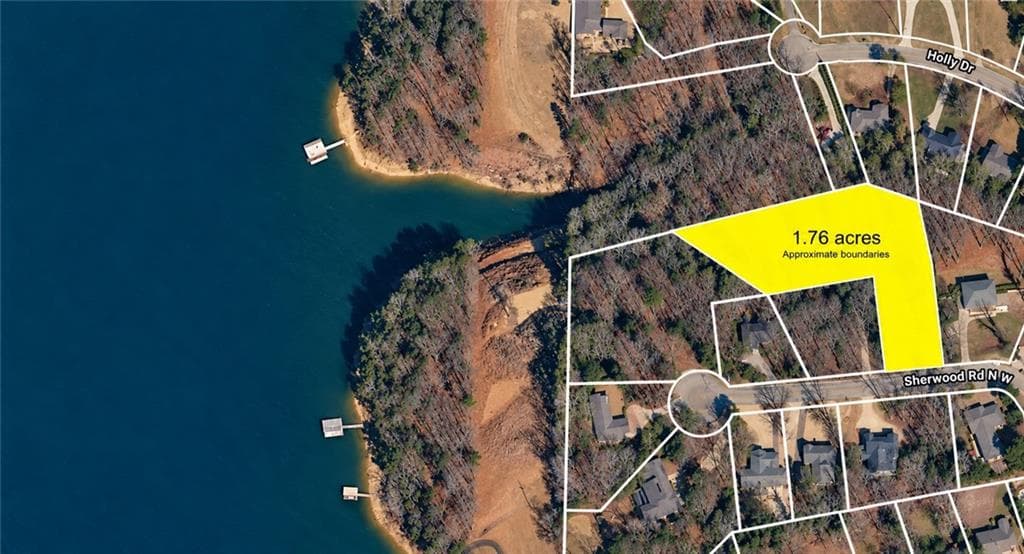 7 bedroom, 6 bathroom, 4,960 sq ft single family residence for sale at 798 Sherwood Road, Gainesville, GA 30501 — photo 2