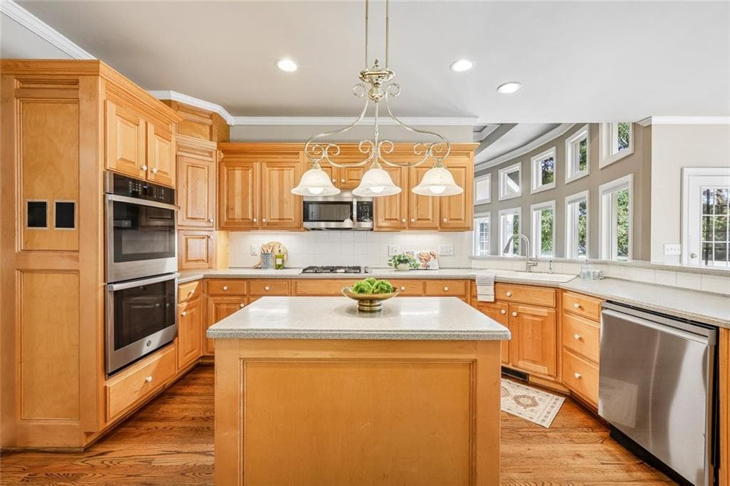 5 bedroom, 4 bathroom, 4,419 sq ft single family residence for sale at 2020 Ector Court, Kennesaw, GA 30152 — photo 5