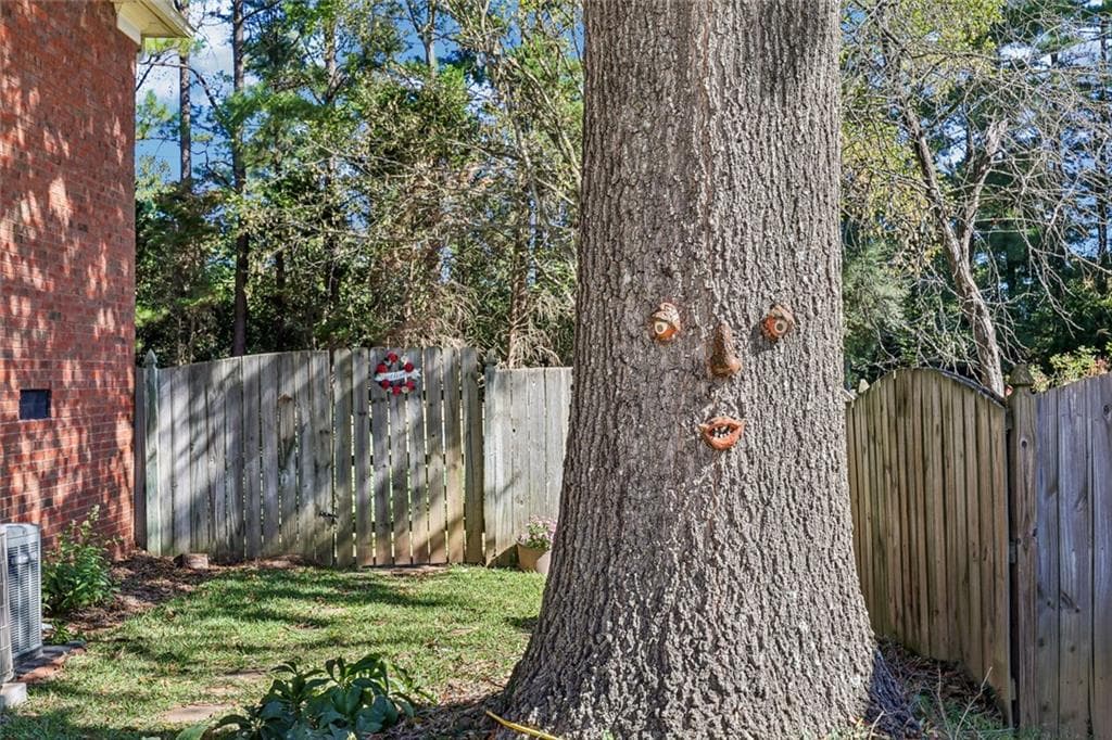5 bedroom, 4 bathroom, 4,419 sq ft single family residence for sale at 2020 Ector Court, Kennesaw, GA 30152 — photo 7