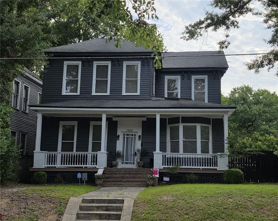 4 bedroom, 4 bathroom, 3,599 sq ft single family residence for sale at 1565 Lawton Avenue, Macon, GA 31201