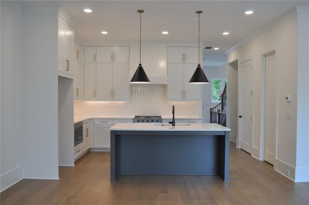3 bedroom, 5 bathroom, 2,660 sq ft townhouse for sale at 245 White Street, Marietta, GA 30060