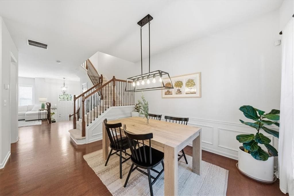 3 bedroom, 4 bathroom, 1,844 sq ft townhouse for sale at 2331 Limehurst Drive, Atlanta, GA 30319 — photo 3