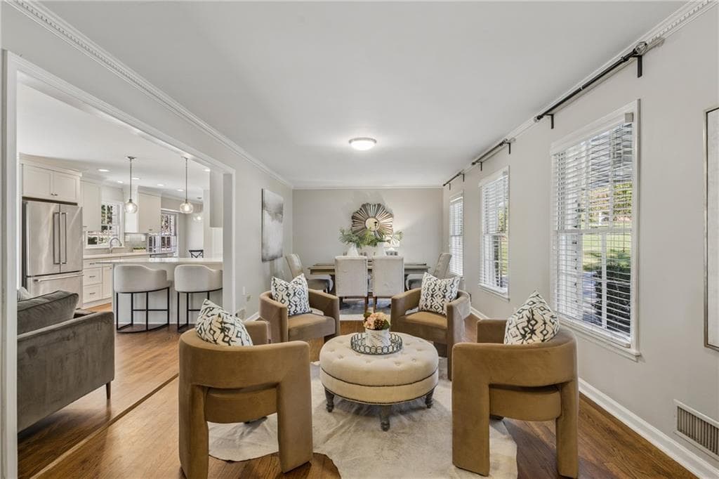 4 bedroom, 3 bathroom, 2,436 sq ft single family residence for sale at 1424 Cedarhurst Drive, Dunwoody, GA 30338 — photo 5