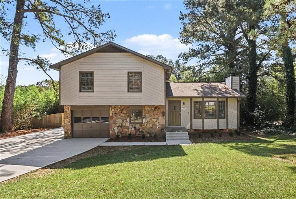 4 bedroom, 3 bathroom, 1,810 sq ft single family residence for rent at 3232 Bromley Rowe, Duluth, GA 30096 for $2,700 a month — photo 3