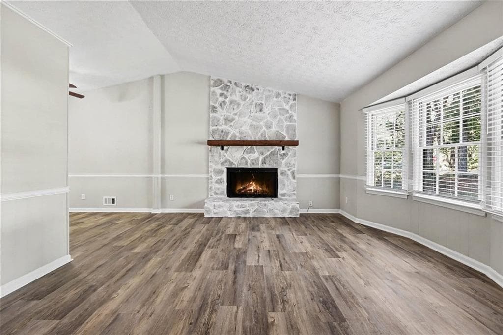 4 bedroom, 3 bathroom, 1,810 sq ft single family residence for rent at 3232 Bromley Rowe, Duluth, GA 30096 for $2,700 a month — photo 8