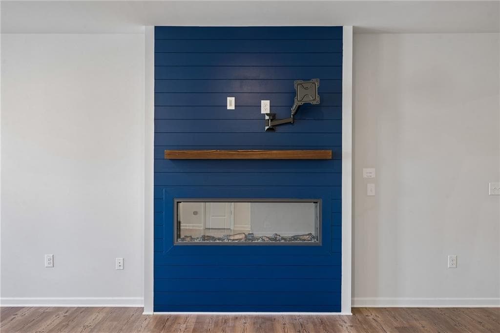 3 bedroom, 3 bathroom, 2,214 sq ft townhouse for sale at 1220 Point Place Drive, Loganville, GA 30052 — photo 9